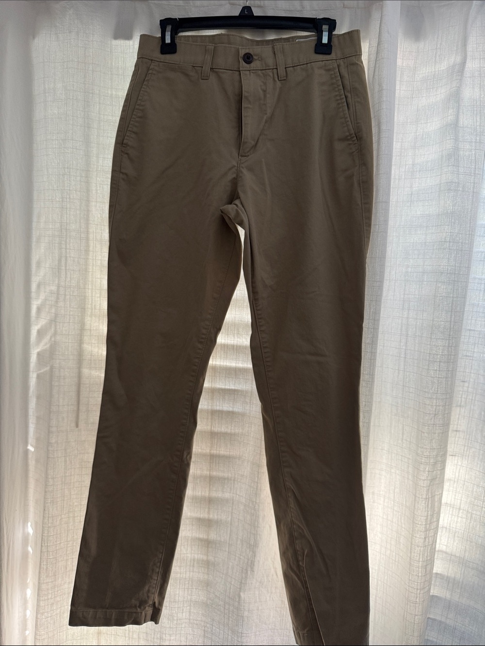 GAP Men's Khaki Straight-Leg Chino Pants - Olive Brown